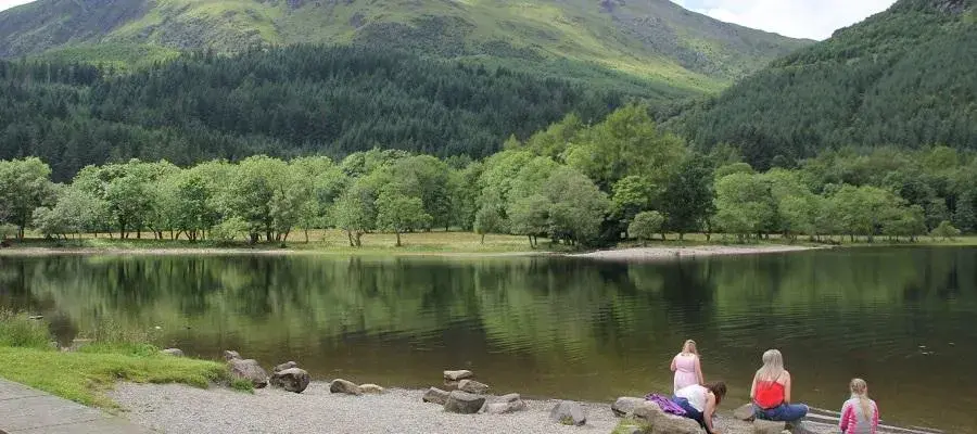 People find tranquility in landscapes despite the presence of noise