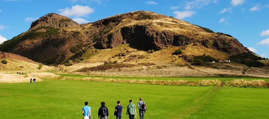 Students walking to Arthur's Seat