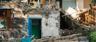 A ruined building from a natural disaster