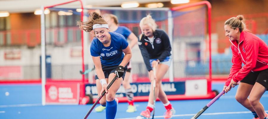 photo shows womens hockey team 